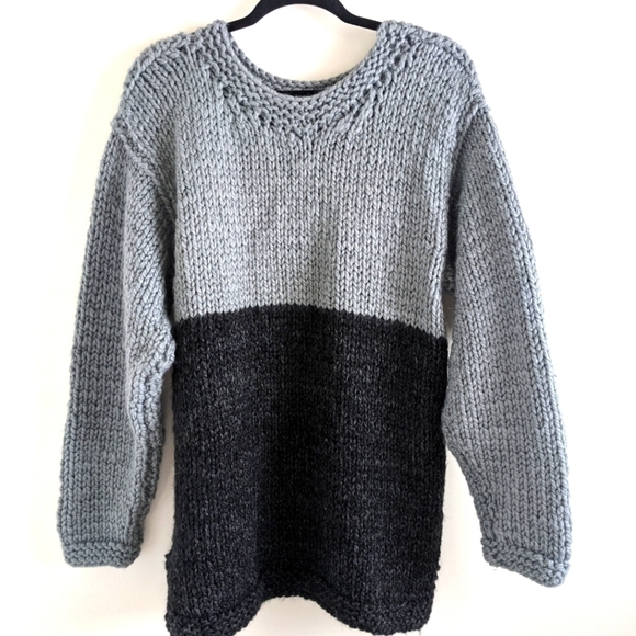 HANDKNIT Big Chunky Grey & Black Tunic Sweater L / XL - Picture 1 of 10